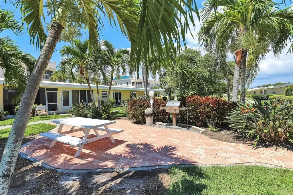 6006 Midnight Pass Road Sarasota FL 34242