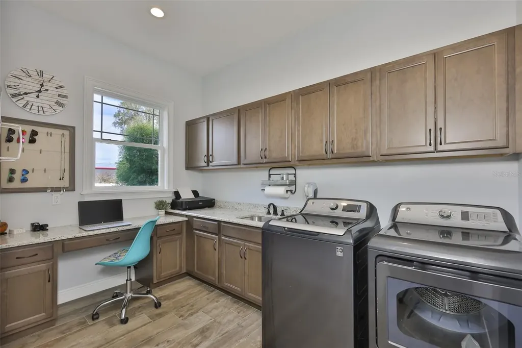7510 Lithia Pinecrest Road Lithia FL 33547