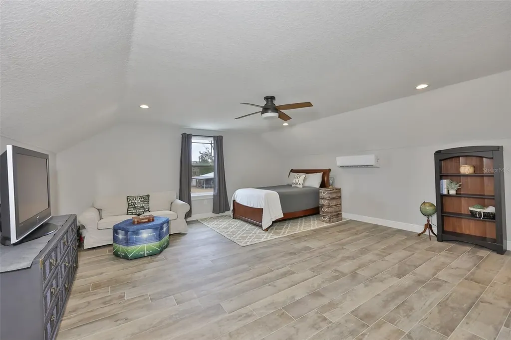 7510 Lithia Pinecrest Road Lithia FL 33547