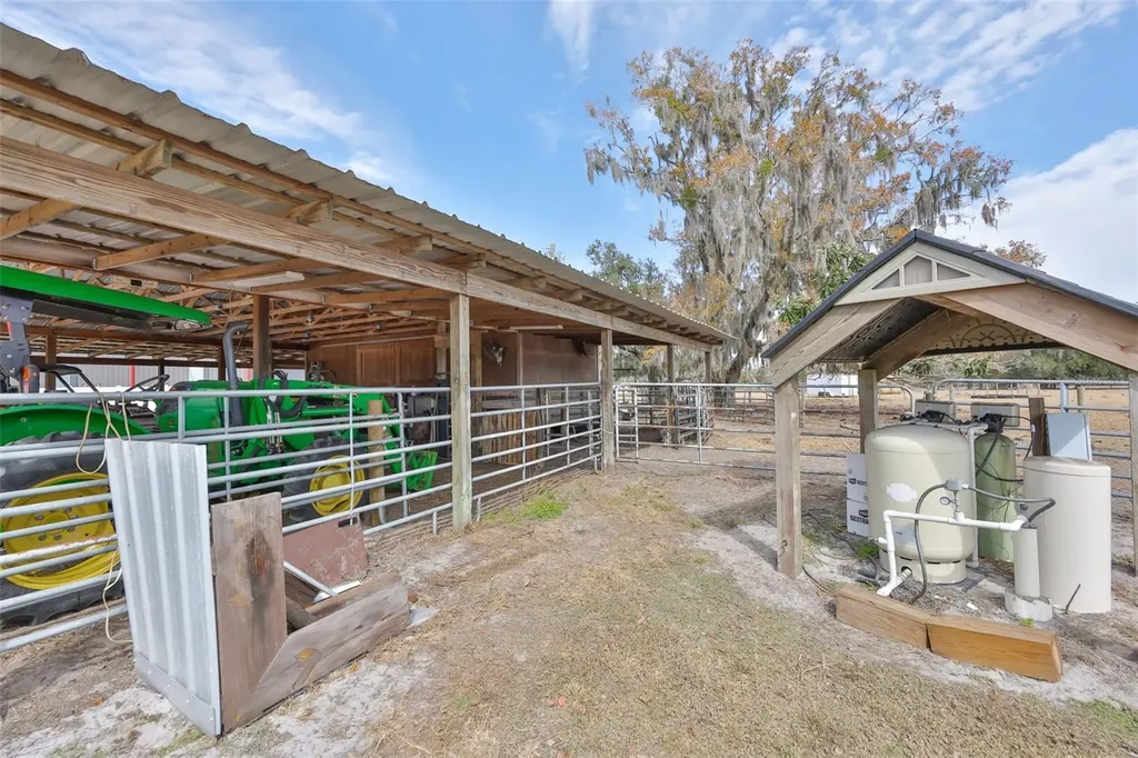 7510 Lithia Pinecrest Road Lithia FL 33547