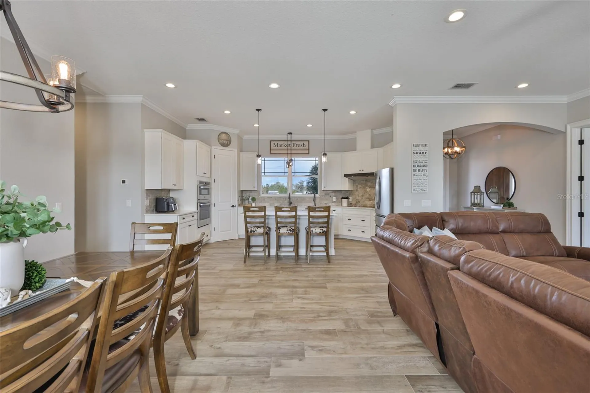 7510 Lithia Pinecrest Road Lithia FL 33547