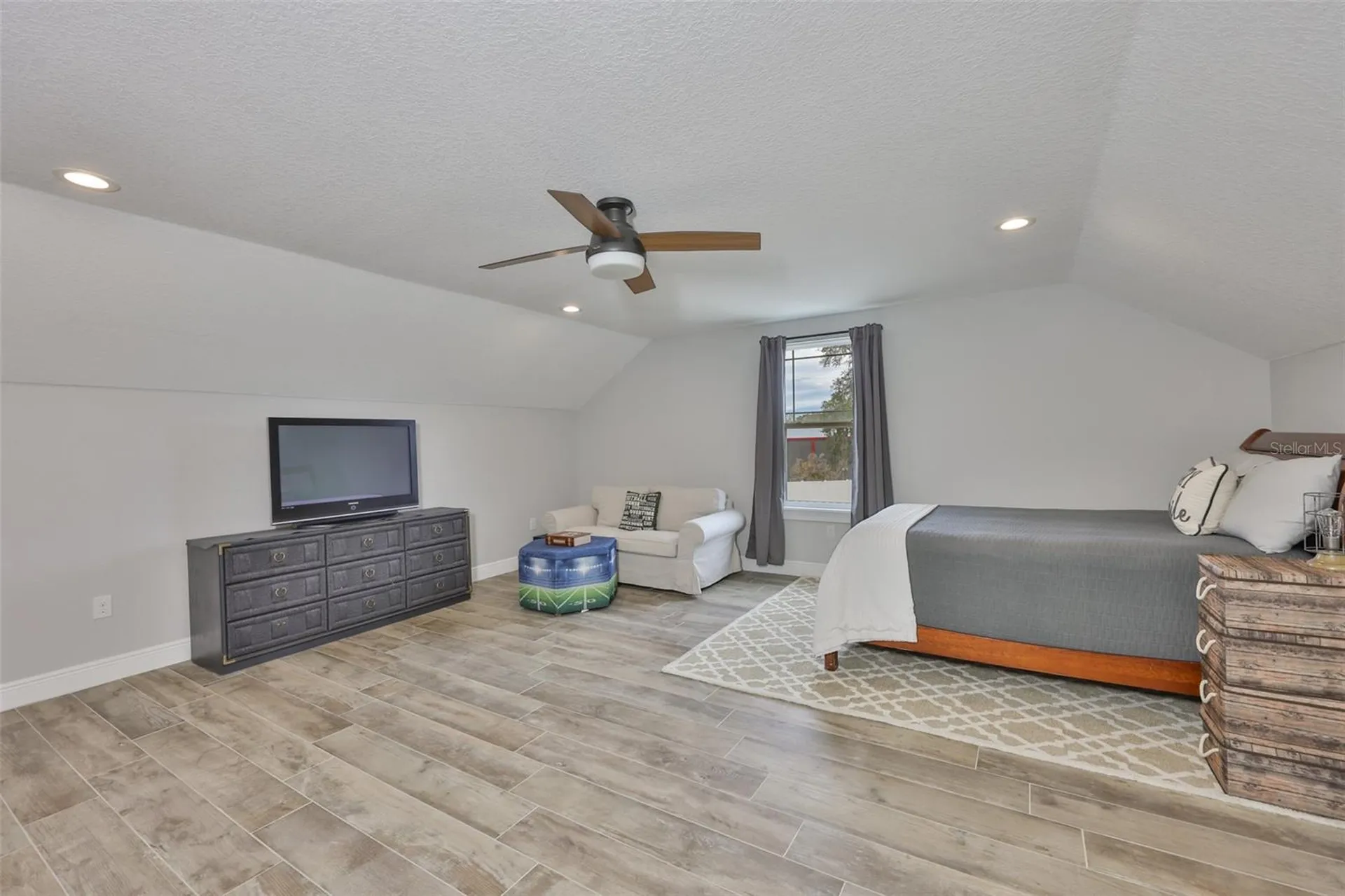 7510 Lithia Pinecrest Road Lithia FL 33547