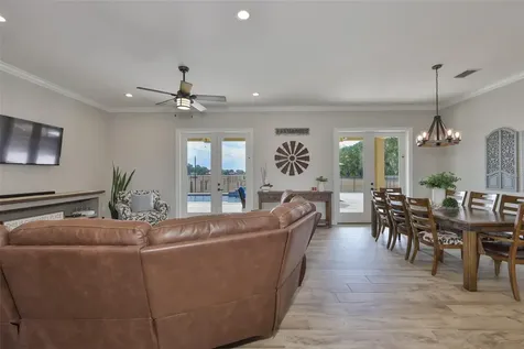7510 Lithia Pinecrest Road Lithia FL 33547