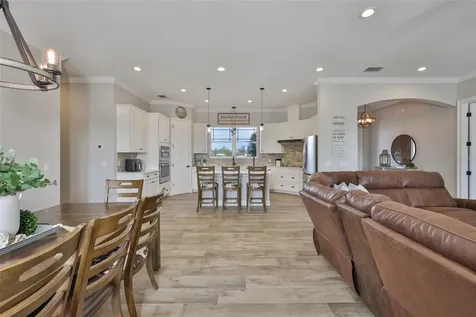 7510 Lithia Pinecrest Road Lithia FL 33547