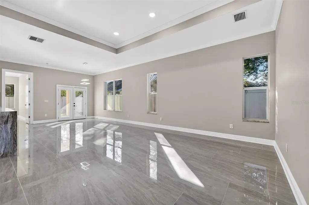 8509 N Newport Avenue Tampa FL 33604