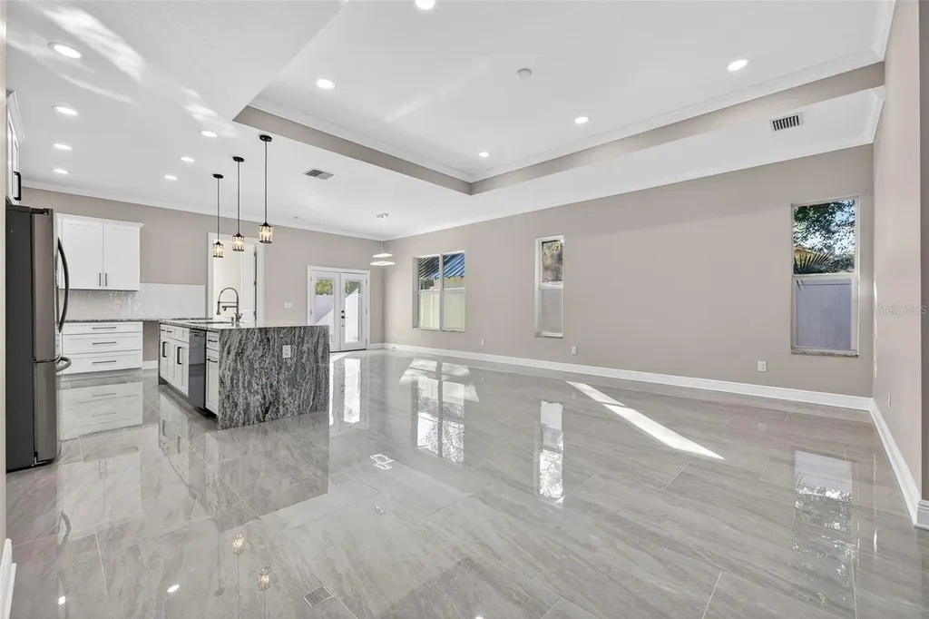8509 N Newport Avenue Tampa FL 33604
