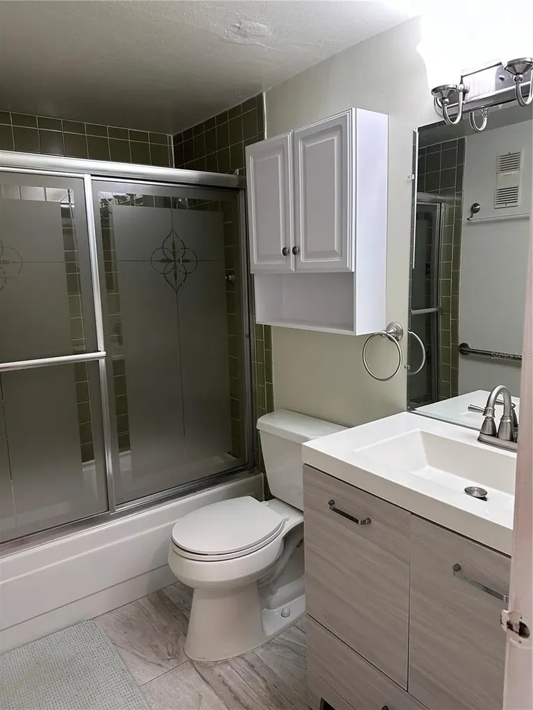 11485 Oakhurst Road Largo FL 33774