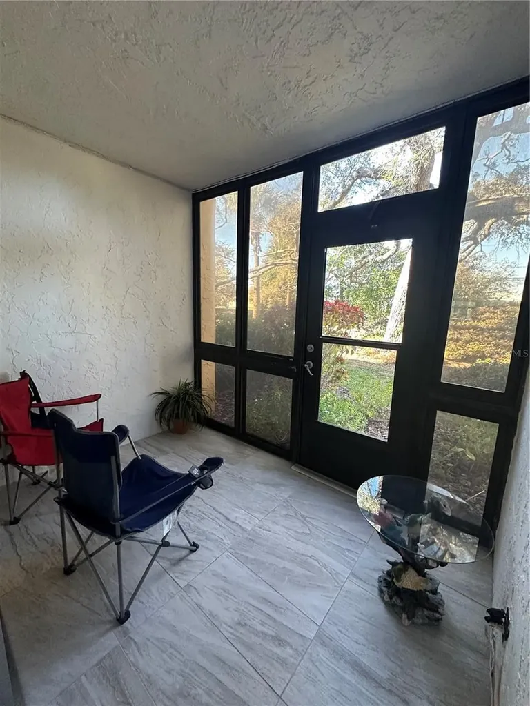 11485 Oakhurst Road Largo FL 33774