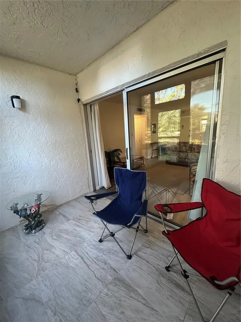 11485 Oakhurst Road Largo FL 33774