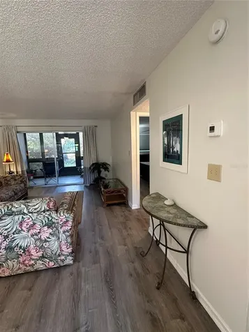 11485 Oakhurst Road Largo FL 33774