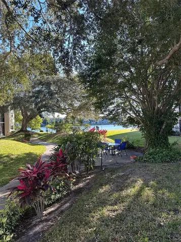 11485 Oakhurst Road Largo FL 33774