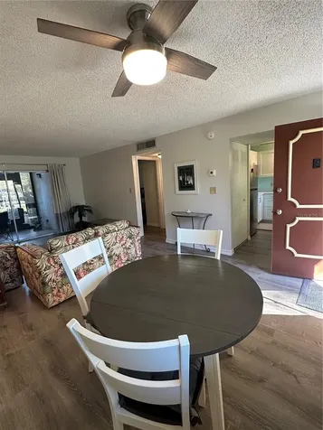 11485 Oakhurst Road Largo FL 33774