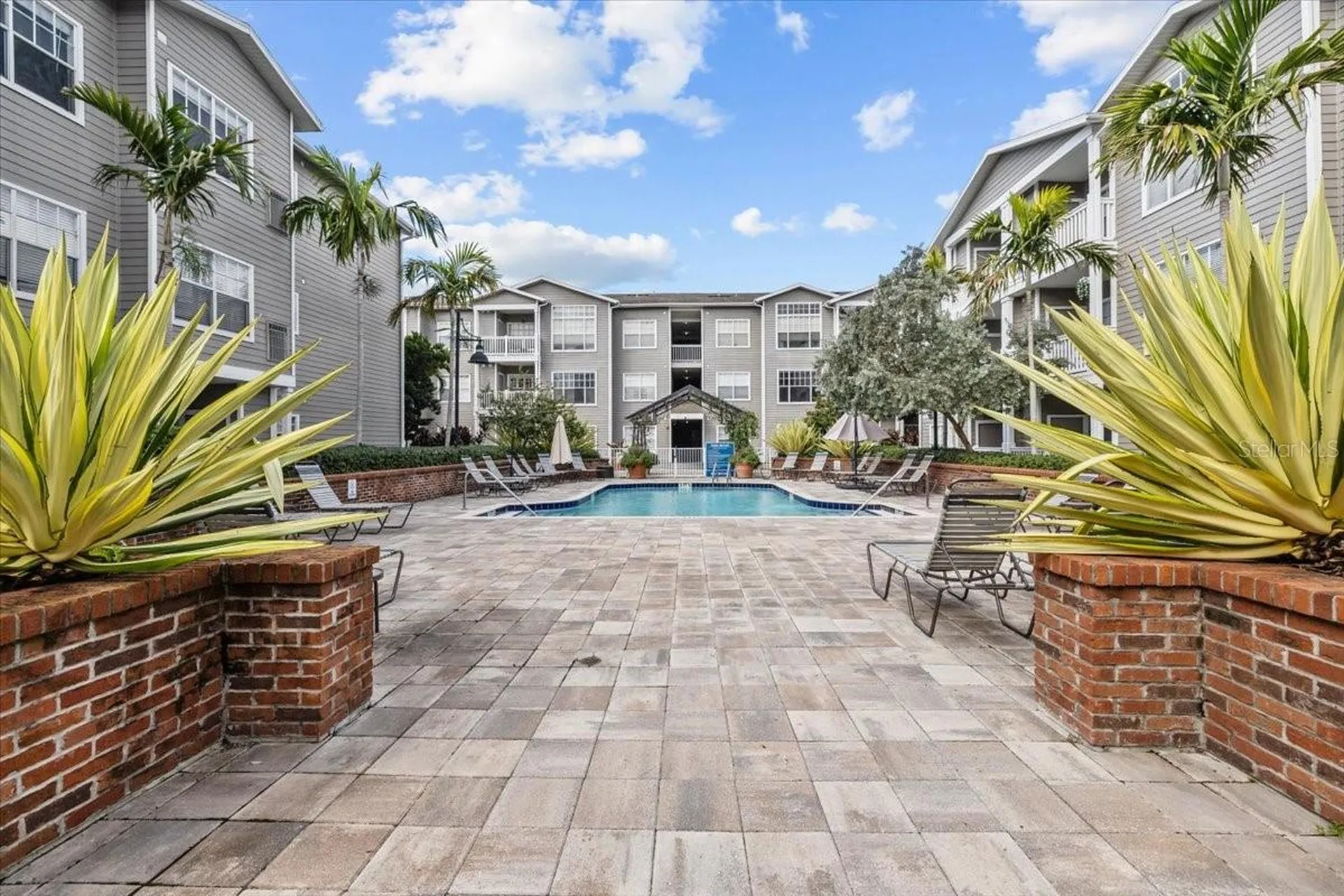 800 S Dakota Avenue Tampa FL 33606
