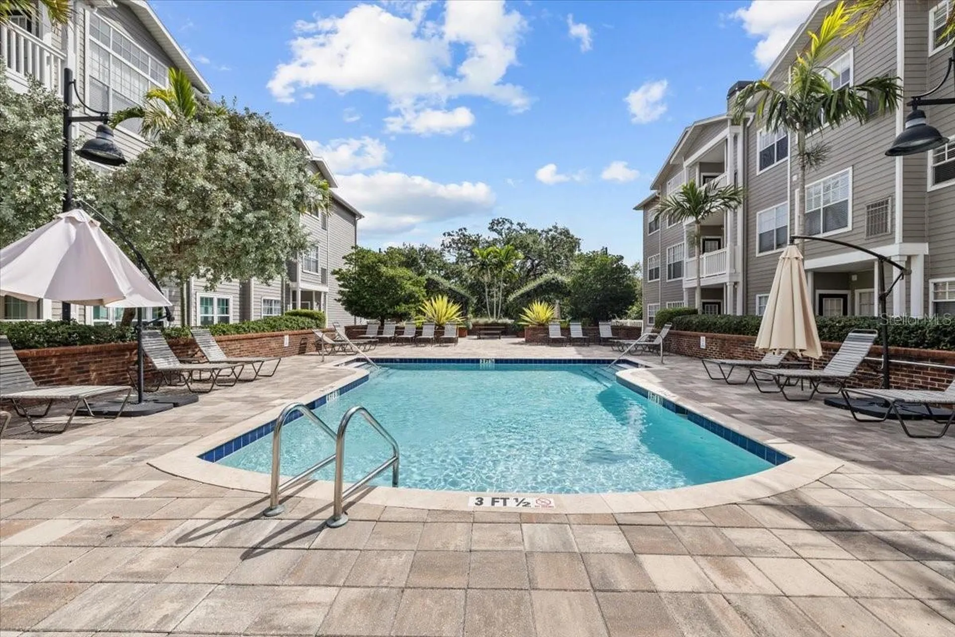 800 S Dakota Avenue Tampa FL 33606