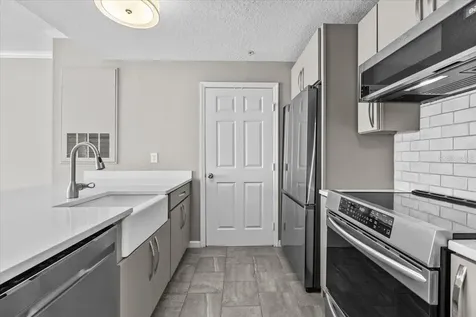 800 S Dakota Avenue Tampa FL 33606