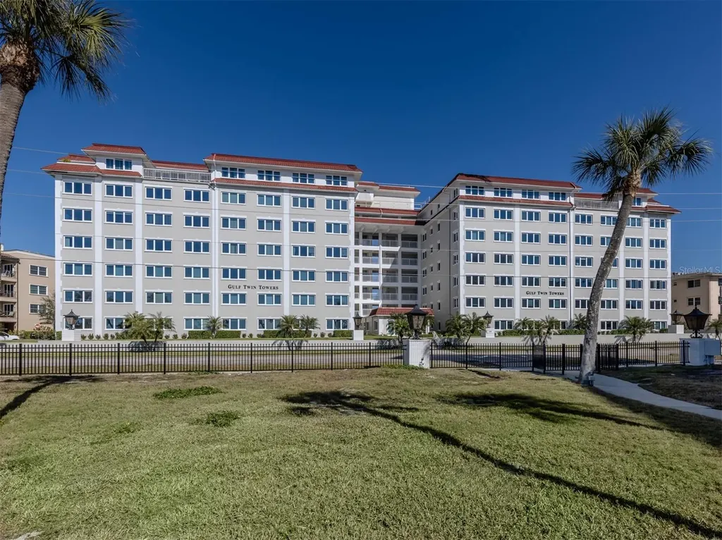 500 The Esplanade N Venice FL 34285