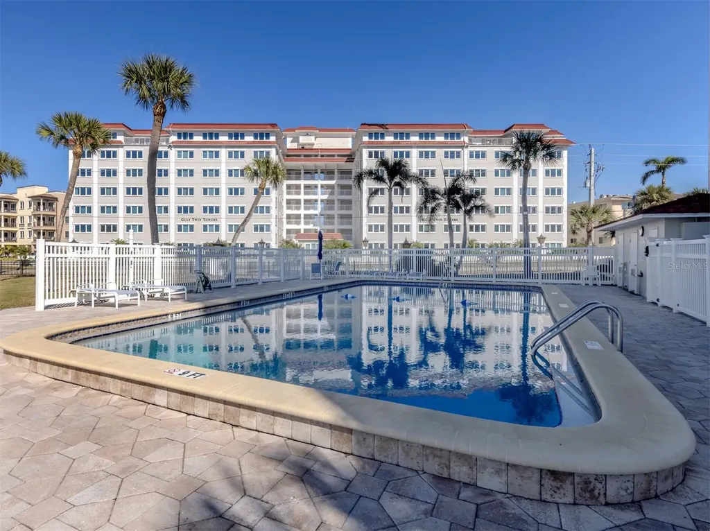 500 The Esplanade N Venice FL 34285
