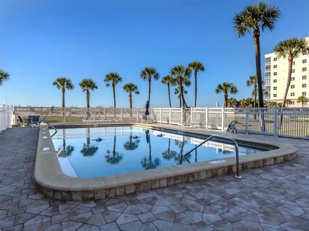 500 The Esplanade N Venice FL 34285