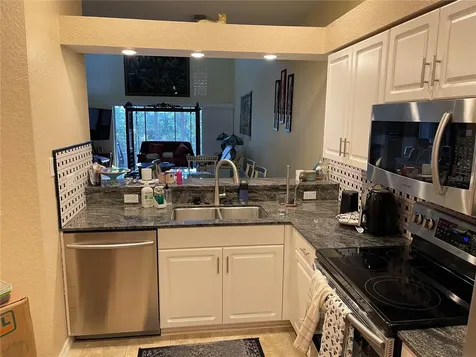 8572 Sweet Magnolia Place Seminole FL 33777