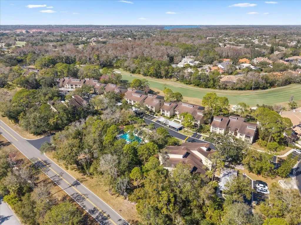 40 Shamrock Way Oldsmar FL 34677