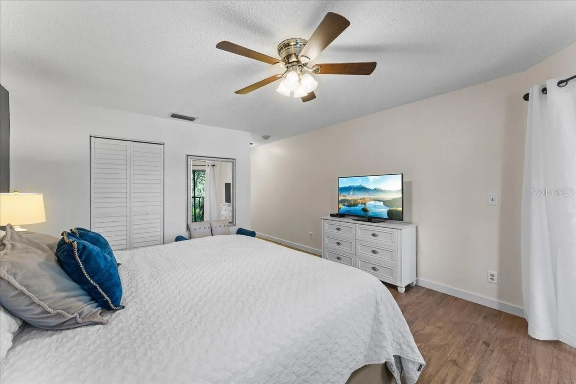 40 Shamrock Way Oldsmar FL 34677