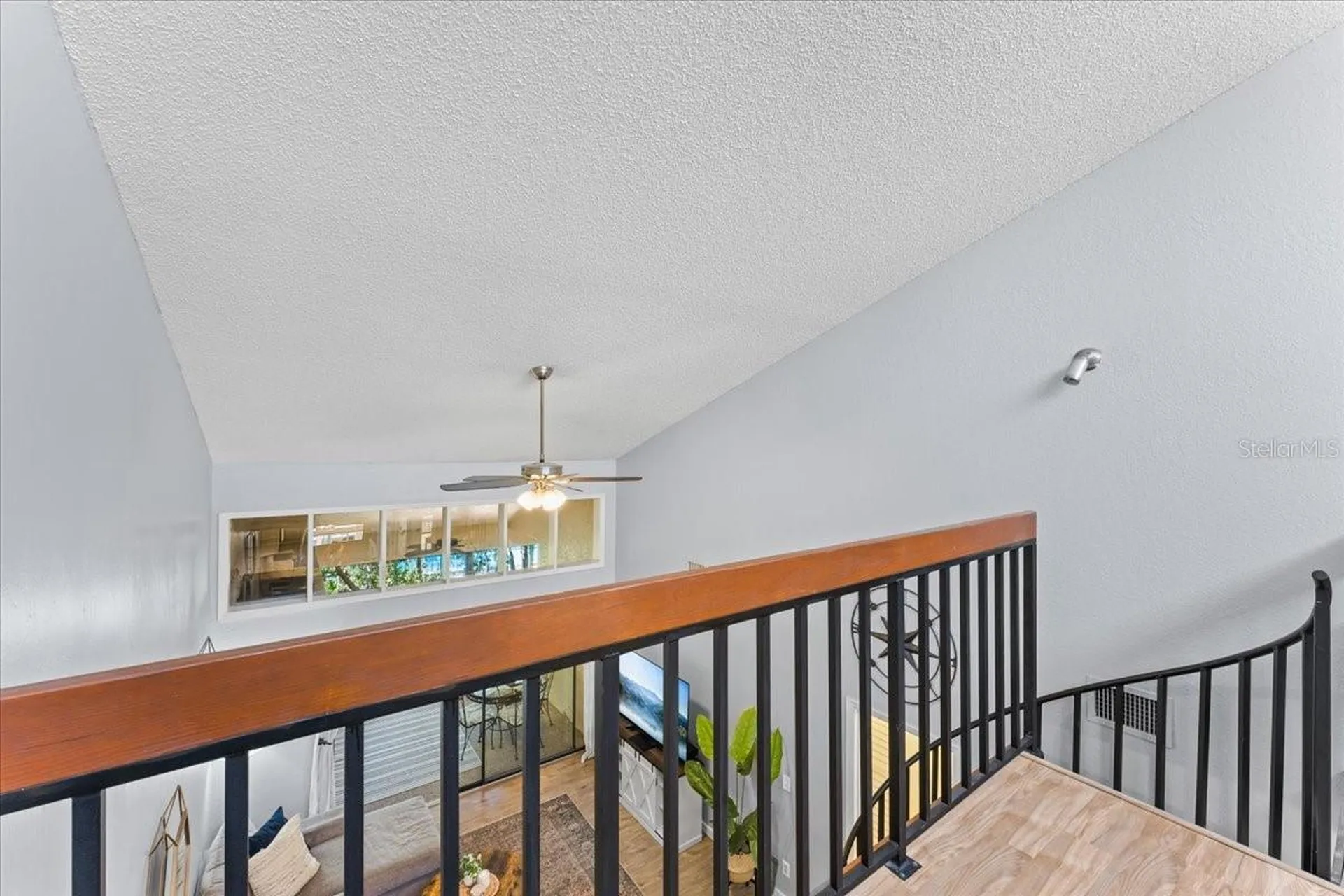 40 Shamrock Way Oldsmar FL 34677