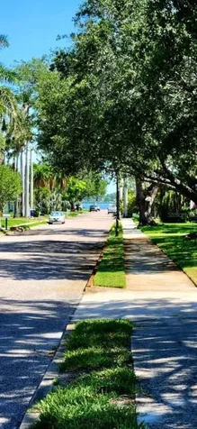 219 24th Street W Bradenton FL 34205