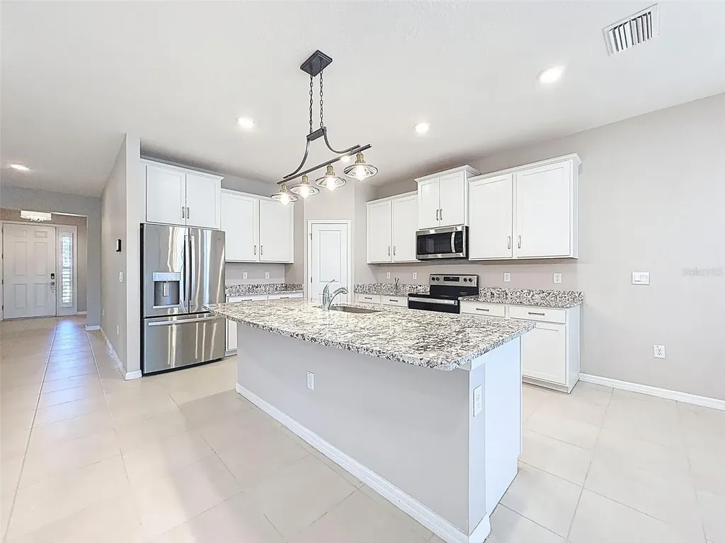 16619 Mooner Plank Circle Wimauma FL 33598