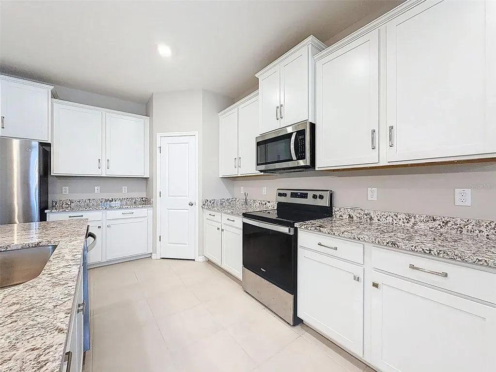 16619 Mooner Plank Circle Wimauma FL 33598