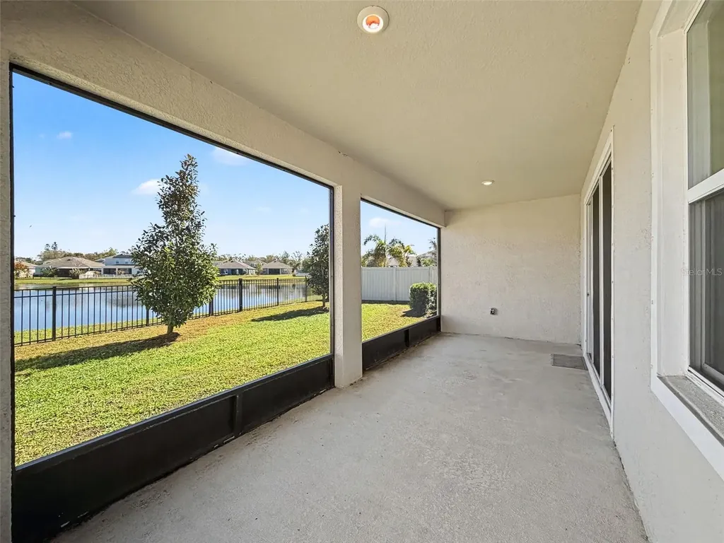 16619 Mooner Plank Circle Wimauma FL 33598