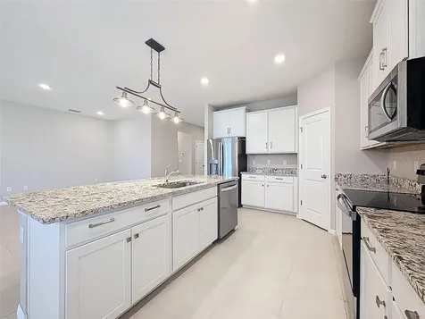 16619 Mooner Plank Circle Wimauma FL 33598