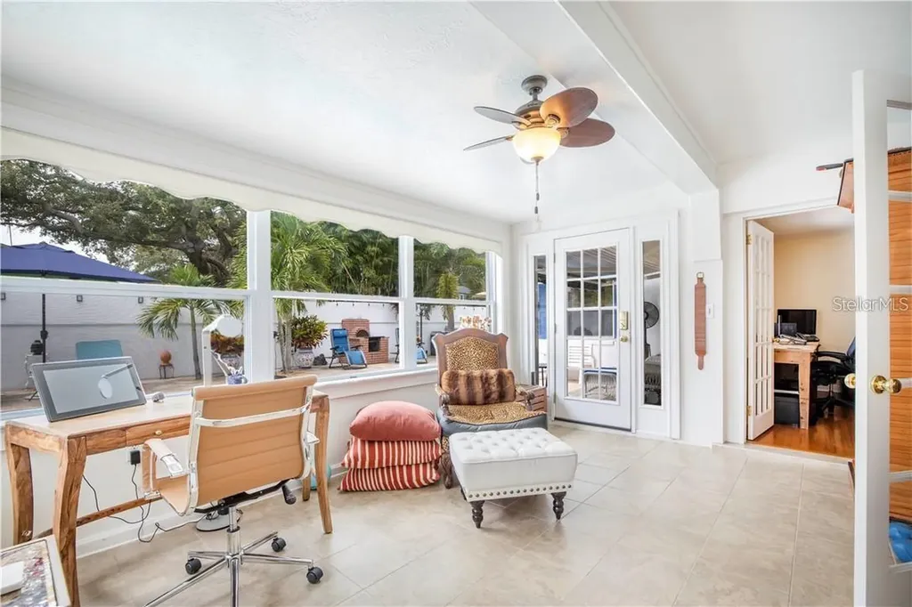 2200 2nd Street N St Petersburg FL 33704