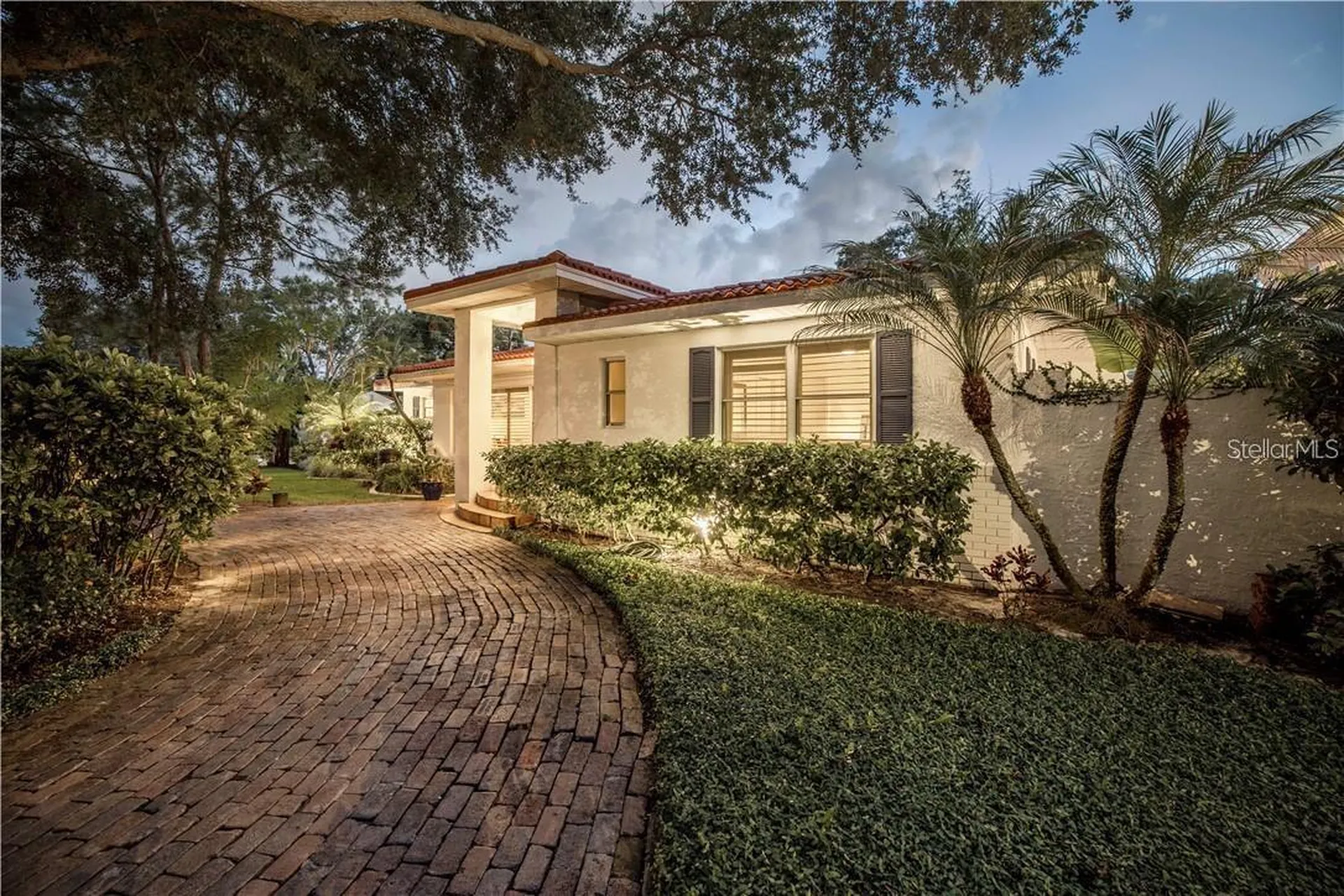 2200 2nd Street N St Petersburg FL 33704