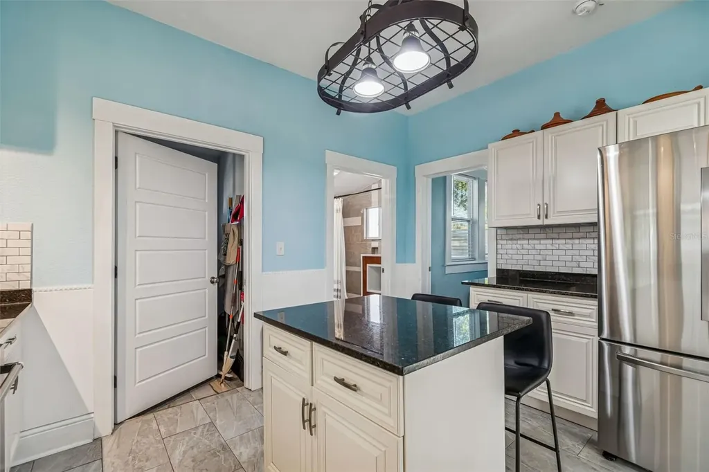 1512 26th Avenue E Tampa FL 33605