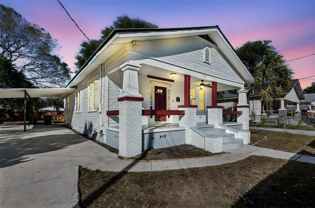 1512 26th Avenue E Tampa FL 33605