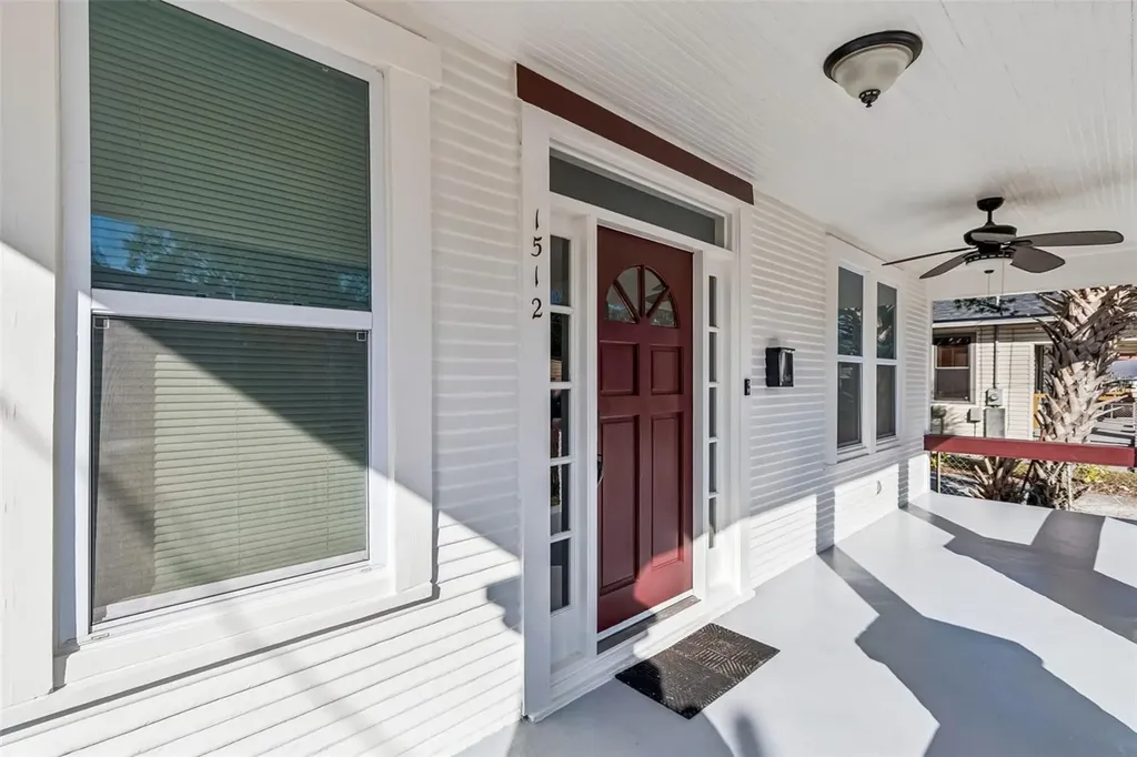 1512 26th Avenue E Tampa FL 33605