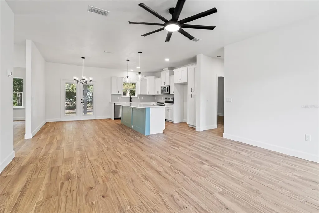 601 Fisher Drive Bronson FL 32621