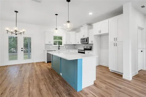 601 Fisher Drive Bronson FL 32621