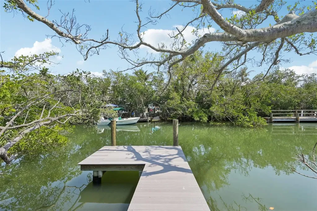 108 Pelican Drive Anna Maria FL 34216