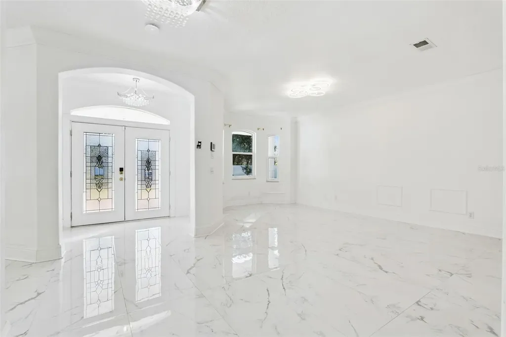 20 Rewis Street Ocoee FL 34761