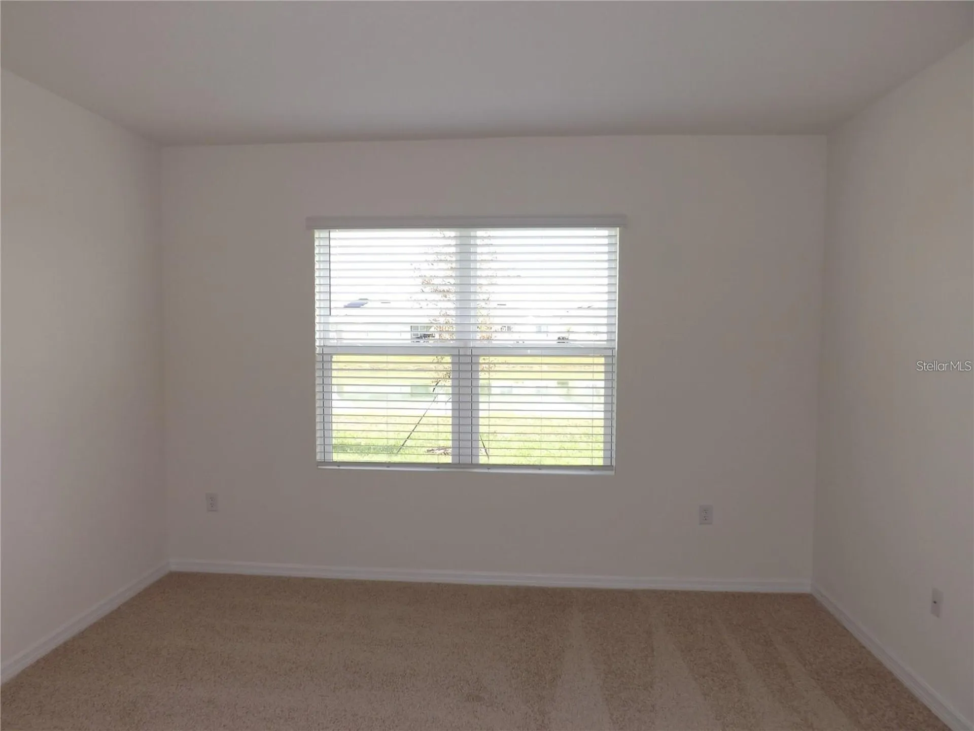 518 Noble Avenue Davenport FL 33837