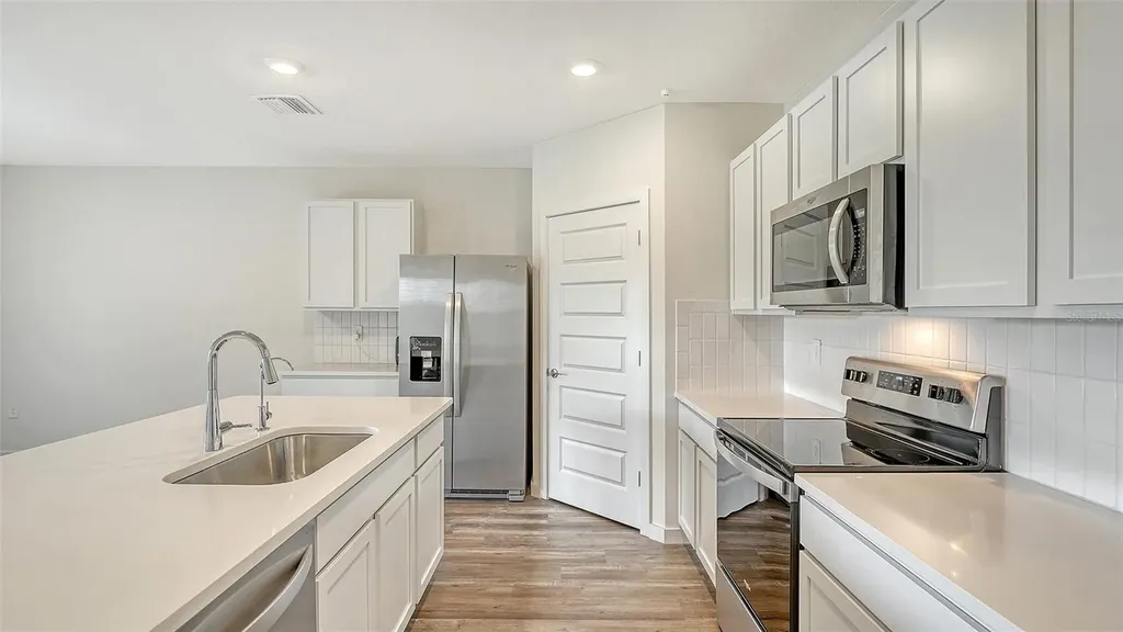 17119 Barnwood Place Lakewood Ranch FL 34211
