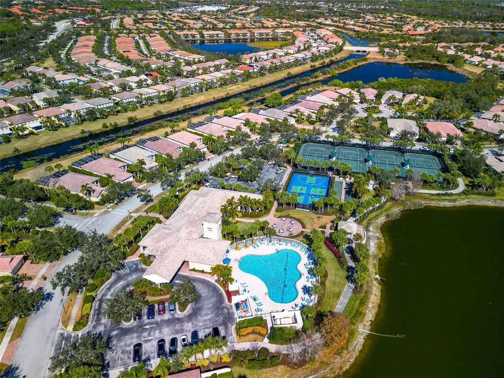 1484 Dorgali Drive Sarasota FL 34238