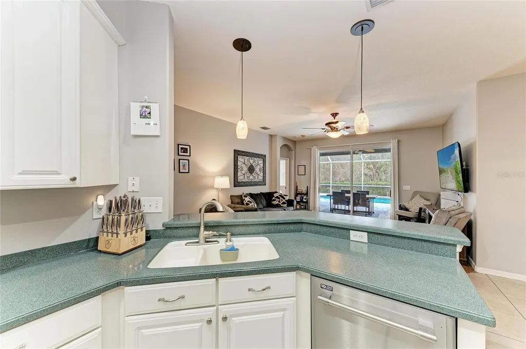 835 Cedarcrest Court Sarasota FL 34232