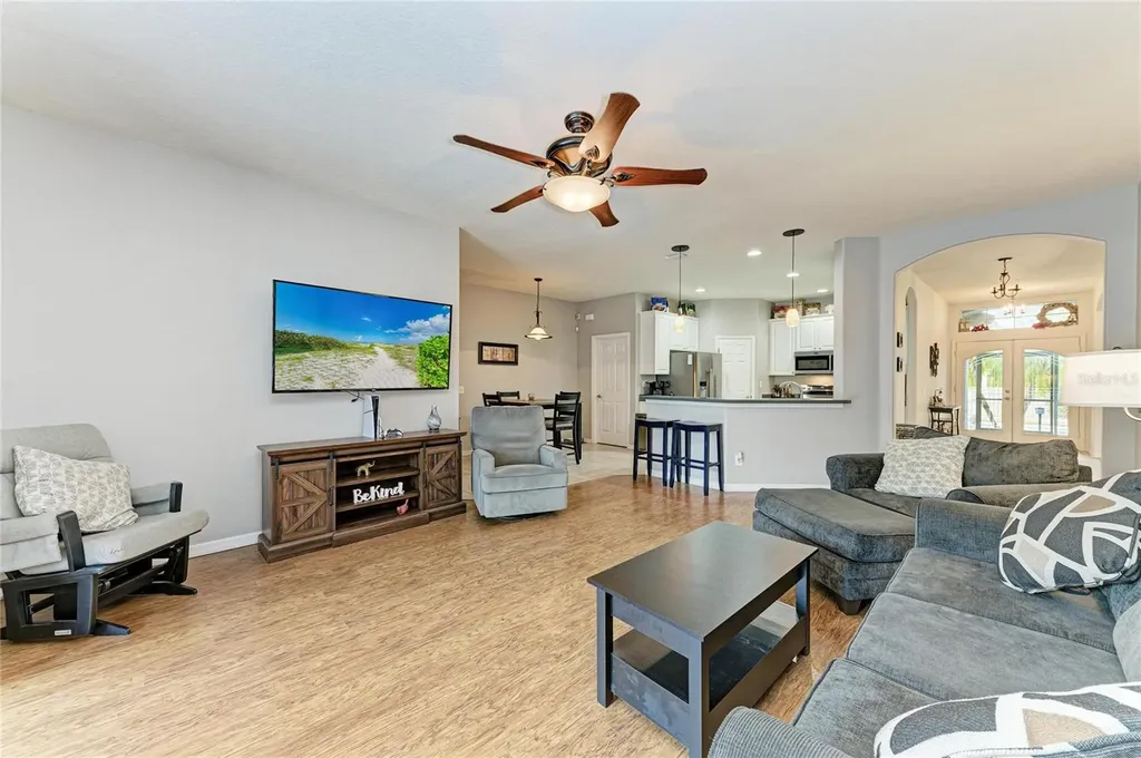 835 Cedarcrest Court Sarasota FL 34232