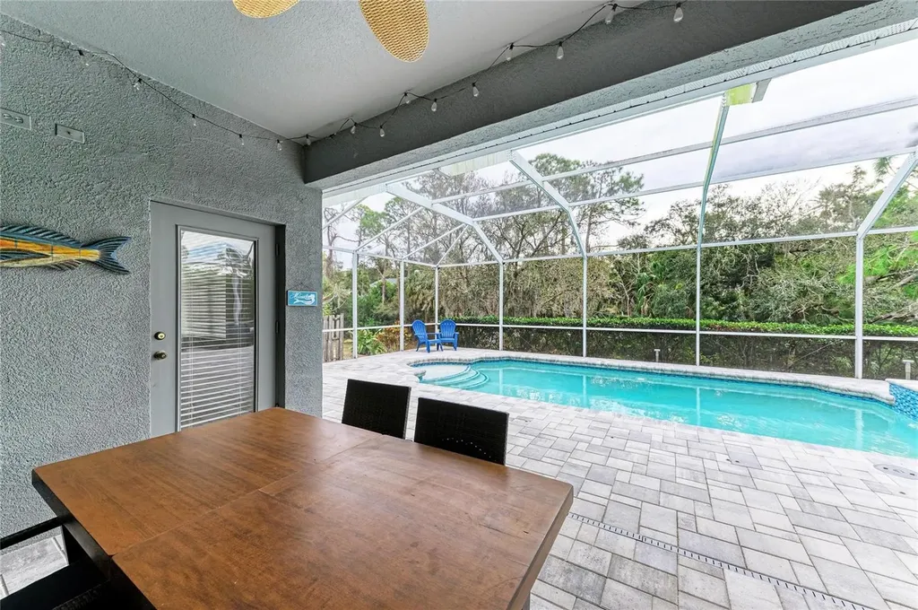 835 Cedarcrest Court Sarasota FL 34232