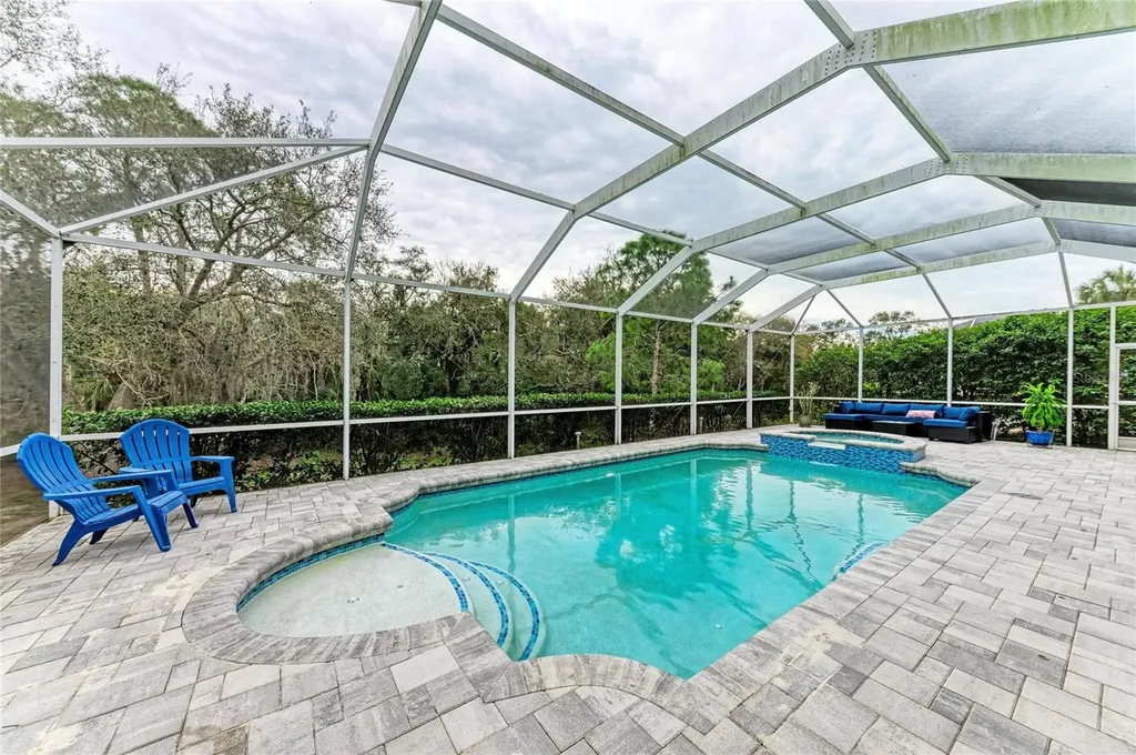 835 Cedarcrest Court Sarasota FL 34232