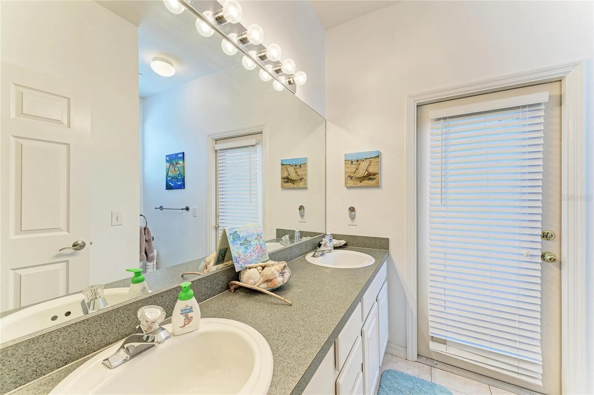 835 Cedarcrest Court Sarasota FL 34232