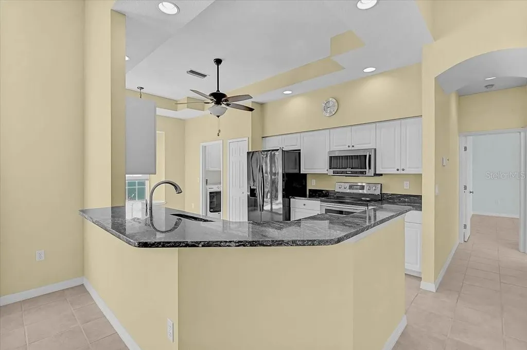 4031 Caddie Drive E Bradenton FL 34203