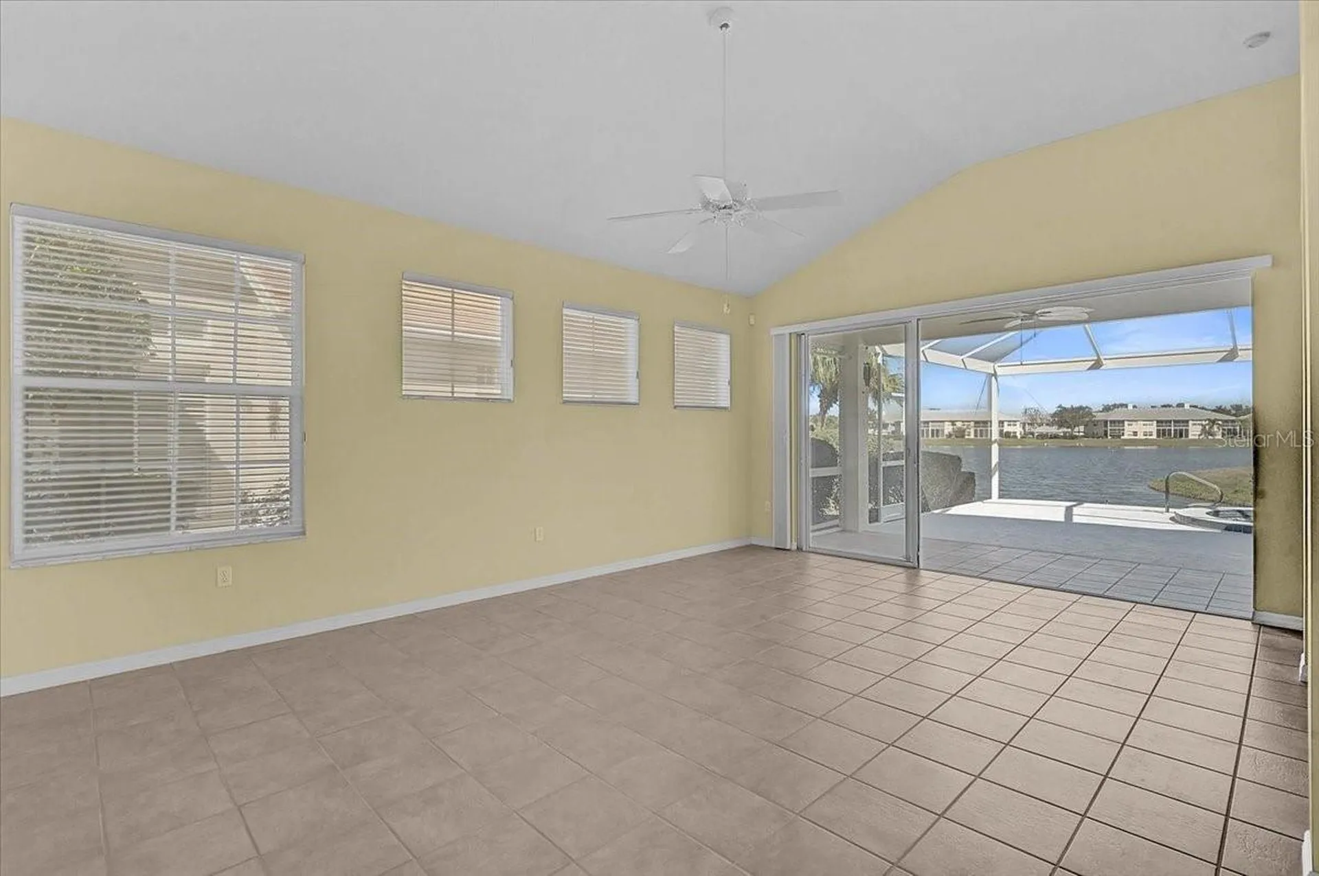 4031 Caddie Drive E Bradenton FL 34203